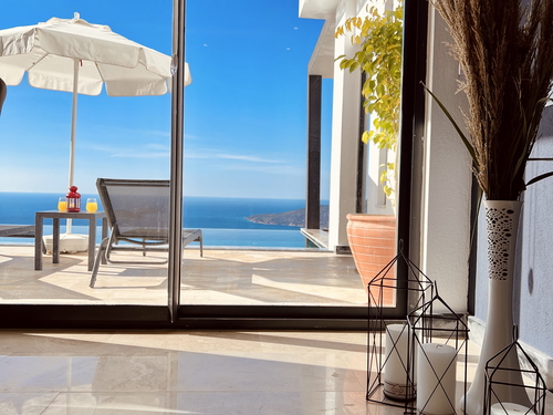  gece  -  Kasım
  | Kalkan Kördere’de Sonsuz Deniz Manzaralı, Isıtmalı Havuzlu Lüks Villa
